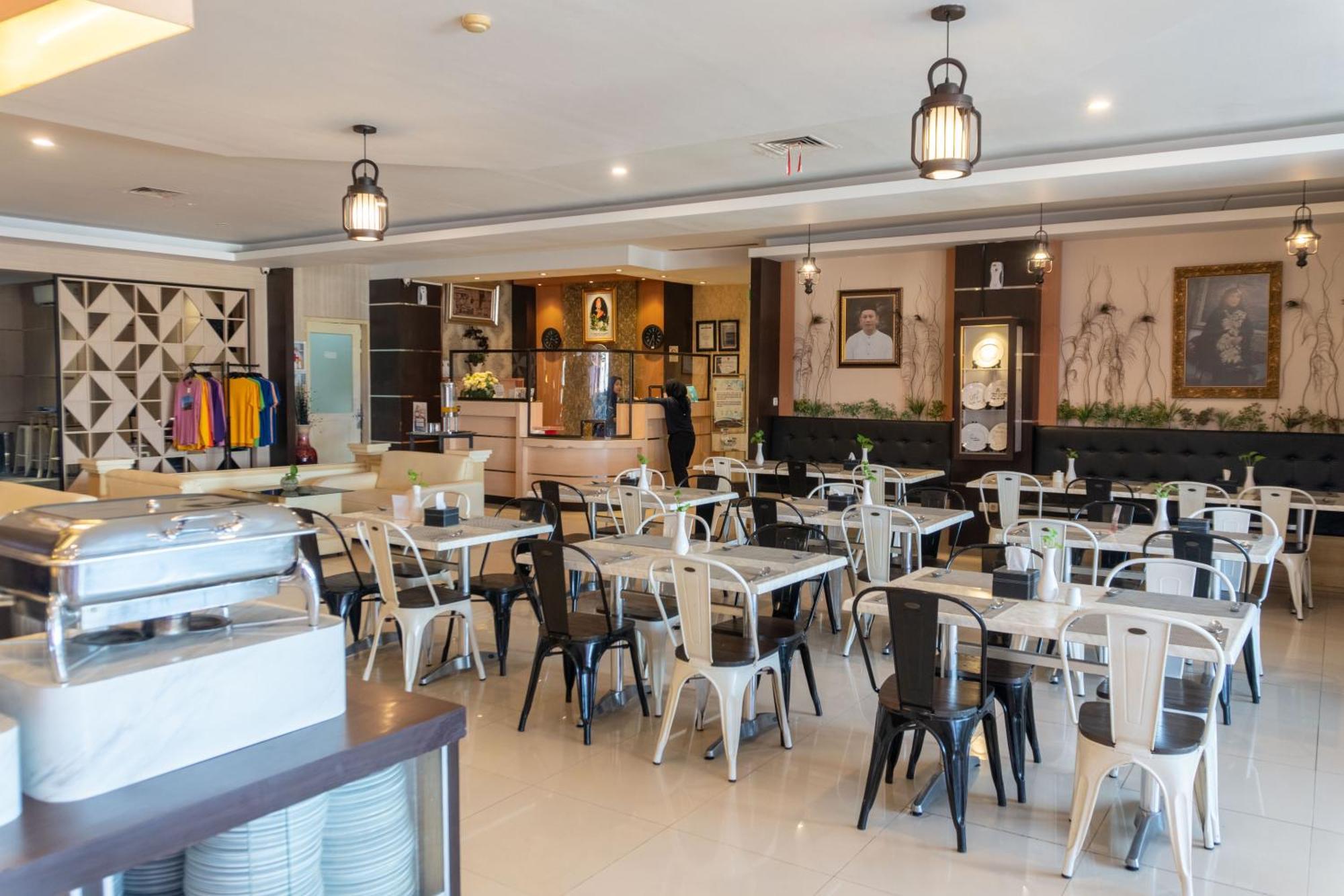 Muara Hotel And Mall טרנאטה מראה חיצוני תמונה